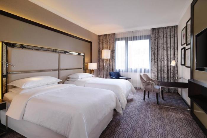 Sheraton Grand Krakow Phòng bức ảnh Deluxe room